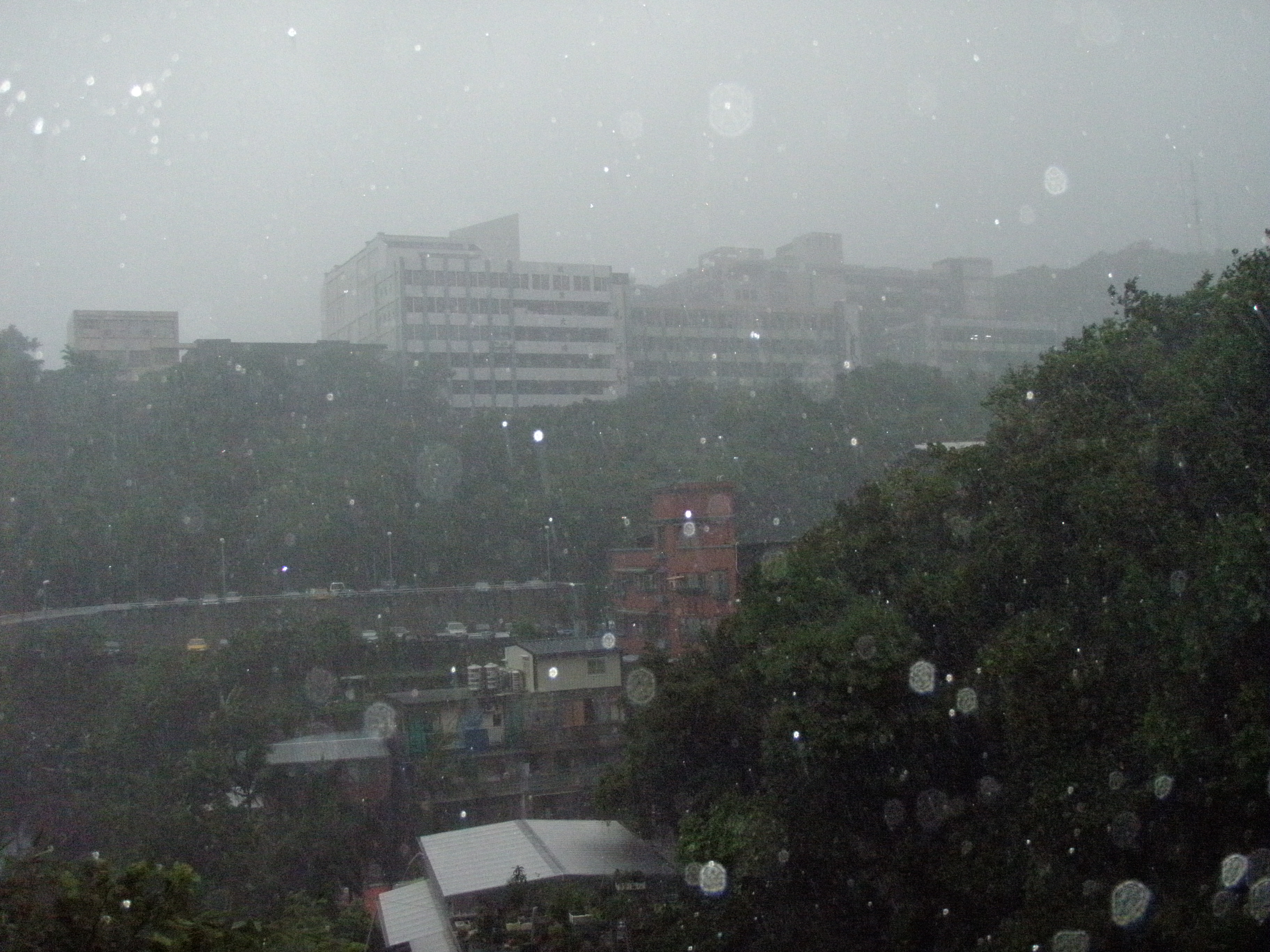 Keelung typhoon weather